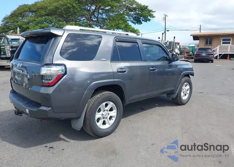 2016 Toyota 4Runner Sr5 z USA, uszkodzony, nr VIN JTEZU5JR7G5122109